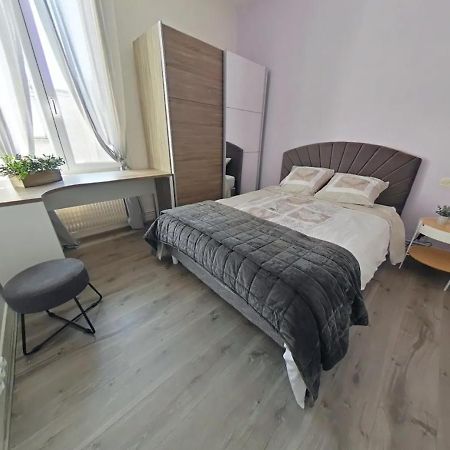 Logement Place D'Erlon Hypercentre Avec Balcon Apartment แร็งส์ ภายนอก รูปภาพ